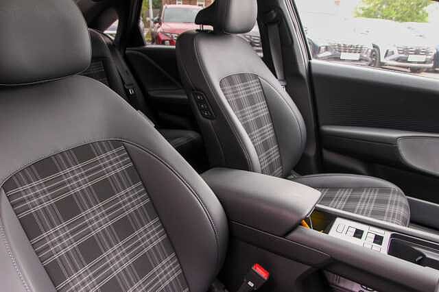 Hyundai IONIQ 6 E(325ps) First Edition 77kWh Dual MotorAWD