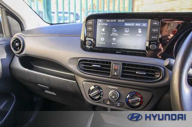 Hyundai i10 1.0 MPi SE Connect 5dr Auto