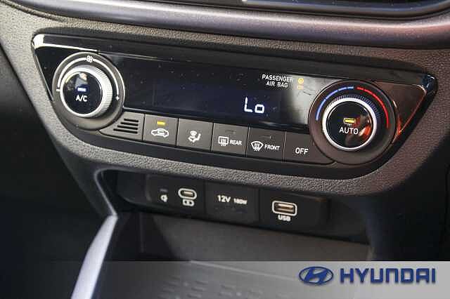 Hyundai i10 1.0 [63] Premium 5dr Auto [Nav]