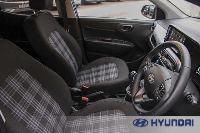 Hyundai i10 1.0 [63] Premium 5dr Auto [Nav]