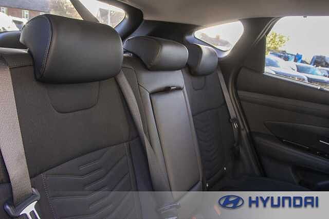 Hyundai TUCSON 1.6T Plug-in Hybrid Premium 5dr 4WD Auto