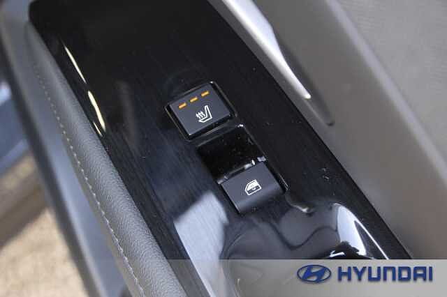 Hyundai TUCSON 1.6T Plug-in Hybrid Premium 5dr 4WD Auto