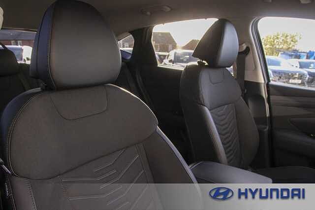 Hyundai TUCSON 1.6T Plug-in Hybrid Premium 5dr 4WD Auto