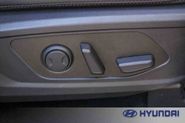 Hyundai TUCSON 1.6T Plug-in Hybrid Premium 5dr 4WD Auto