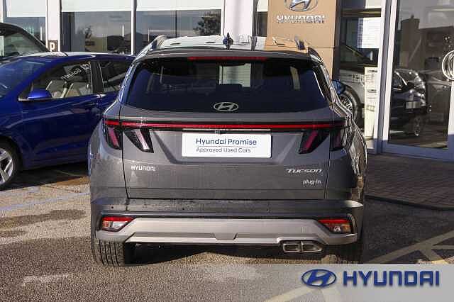 Hyundai TUCSON 1.6T Plug-in Hybrid Premium 5dr 4WD Auto