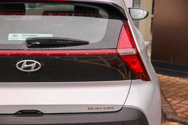 Hyundai BAYON 1.0 T-GDi 100ps SE Connect 48 Volt MHEV DCT