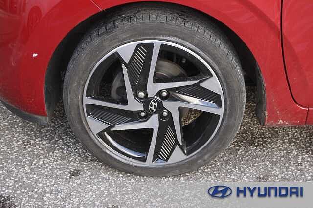 Hyundai i10 1.0 MPi Premium 5dr Auto