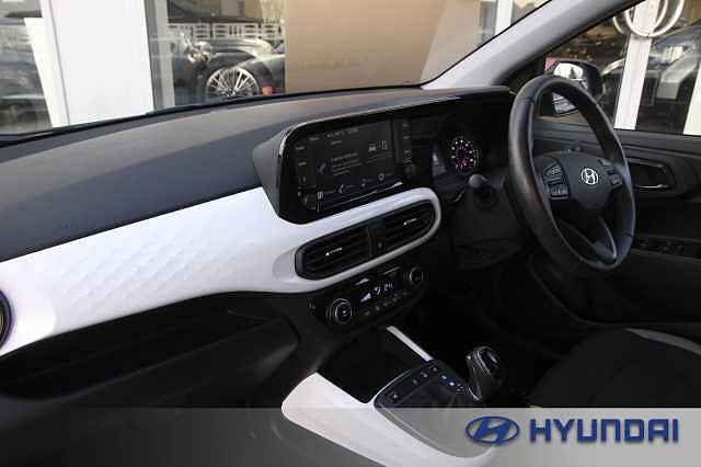 Hyundai i10 1.0 MPi Premium 5dr Auto