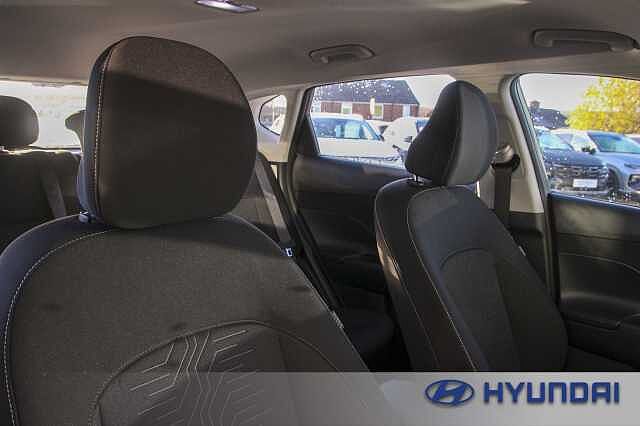 Hyundai KONA 1.0T 100 Advance 5dr