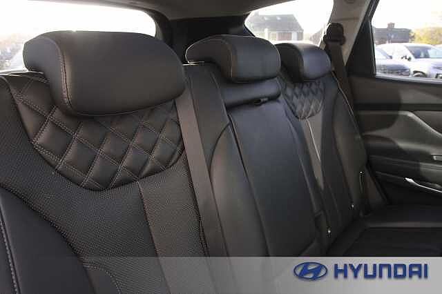 Hyundai SANTA FE 1.6 TGDi Plug-in Hybrid Ultimate 5dr 4WD Auto