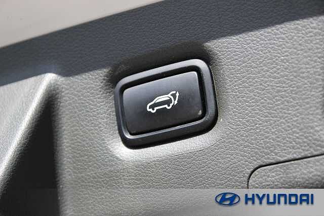 Hyundai SANTA FE 2.2 CRDi Ultimate 5dr 4WD Auto