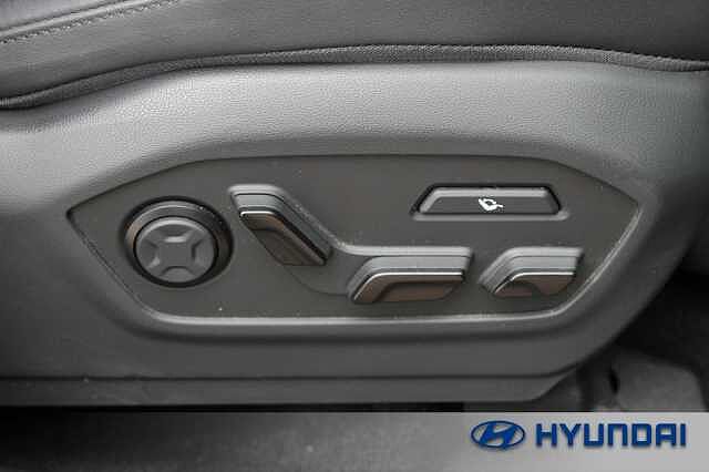Hyundai SANTA FE 1.6 TGDi Hybrid Calligraphy 5dr 4WD Auto