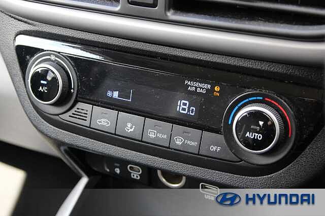 Hyundai i10 1.2 MPi Premium 5dr Auto