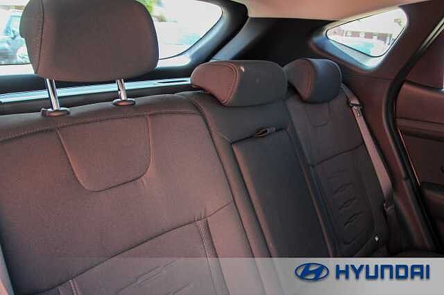 Hyundai TUCSON 1.6T Advance 5dr