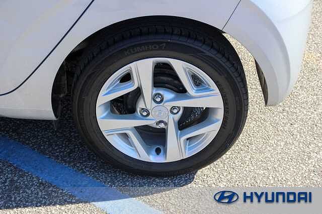 Hyundai i10 1.2 MPi SE Connect 5dr