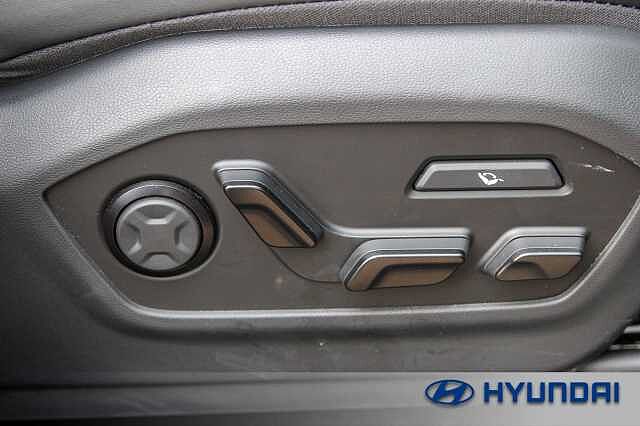 Hyundai SANTA FE 1.6 TGDi 239 Hybrid Calligraphy 5dr 4WD Auto