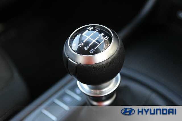 Hyundai KONA 1.0T 100 Advance 5dr