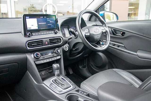 Hyundai Kona SUV 1.6GDi (141ps) Premium SE